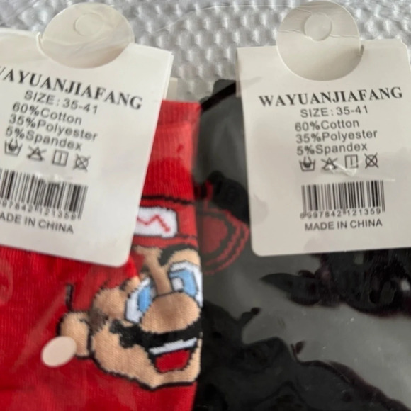 12 PAIR of Unisex Character Socks BRAND NEW UNOPENED PACKAGE WOMEN SIZE 4.5 - 9 - Picture 4 of 5